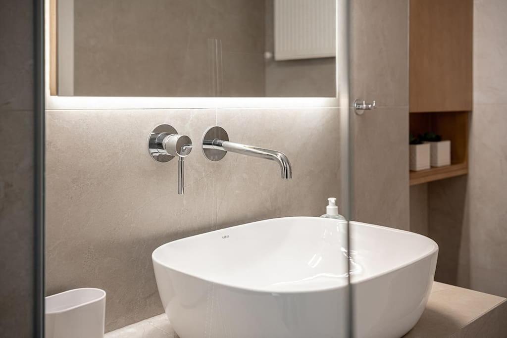 Angelo Luxury Apartment La Canea Exterior foto